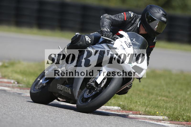/45 10.08.2025 Plüss Moto Sport ADR/Freies Fahren/504